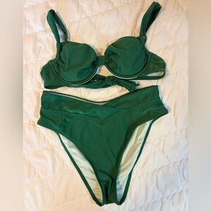 Cupshe Emerald Green Underwire Bikini Set